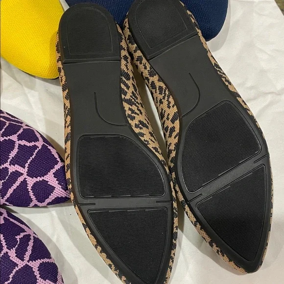 4pack Bundle Women's Flats - Yellow, Navy, Purple Geo, & Leopard Print-New - Picture 7 of 8